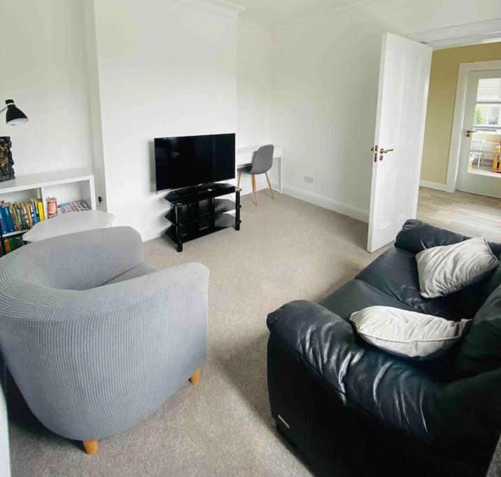 The Townhouse Dungloe Villa ภายนอก รูปภาพ